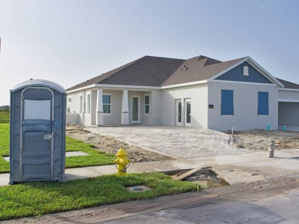 Best Portable restroom solutions  in Iola, WI